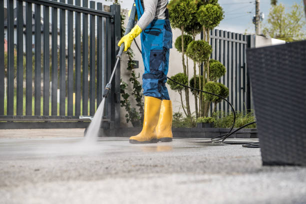Best Concrete Surface Cleaning in Evansdale, IA