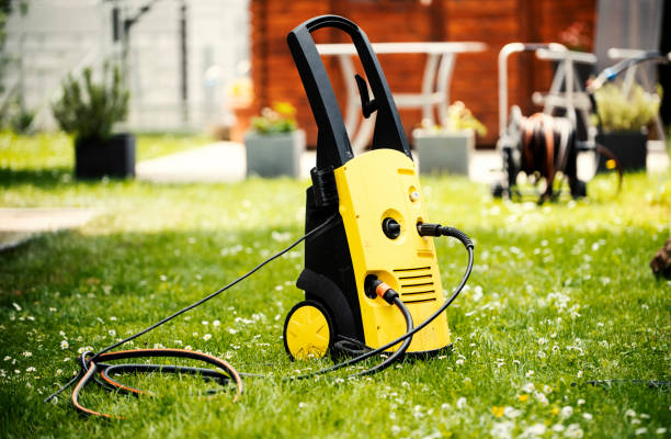 Best Sidewalk and Walkway Pressure Cleaning in Evansdale, IA